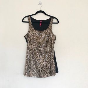 Tank top w/ leopard print and sequins